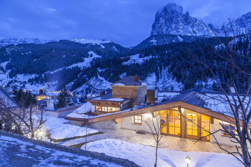 Dorfhotel Beludei Santa Cristina Val Gardena Bagian luar foto