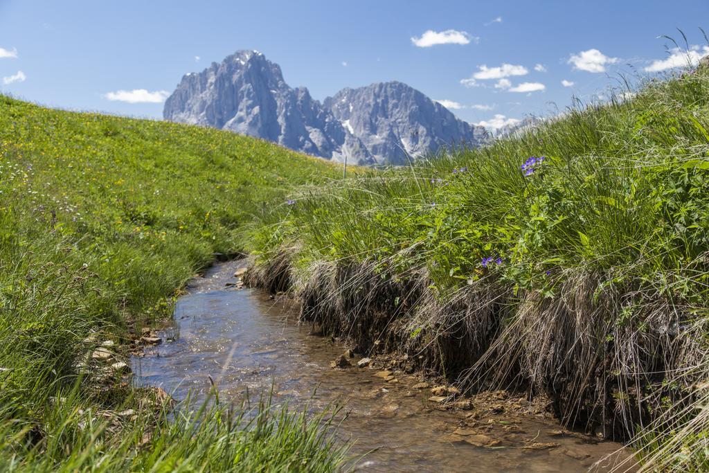 Dorfhotel Beludei Santa Cristina Val Gardena Bagian luar foto