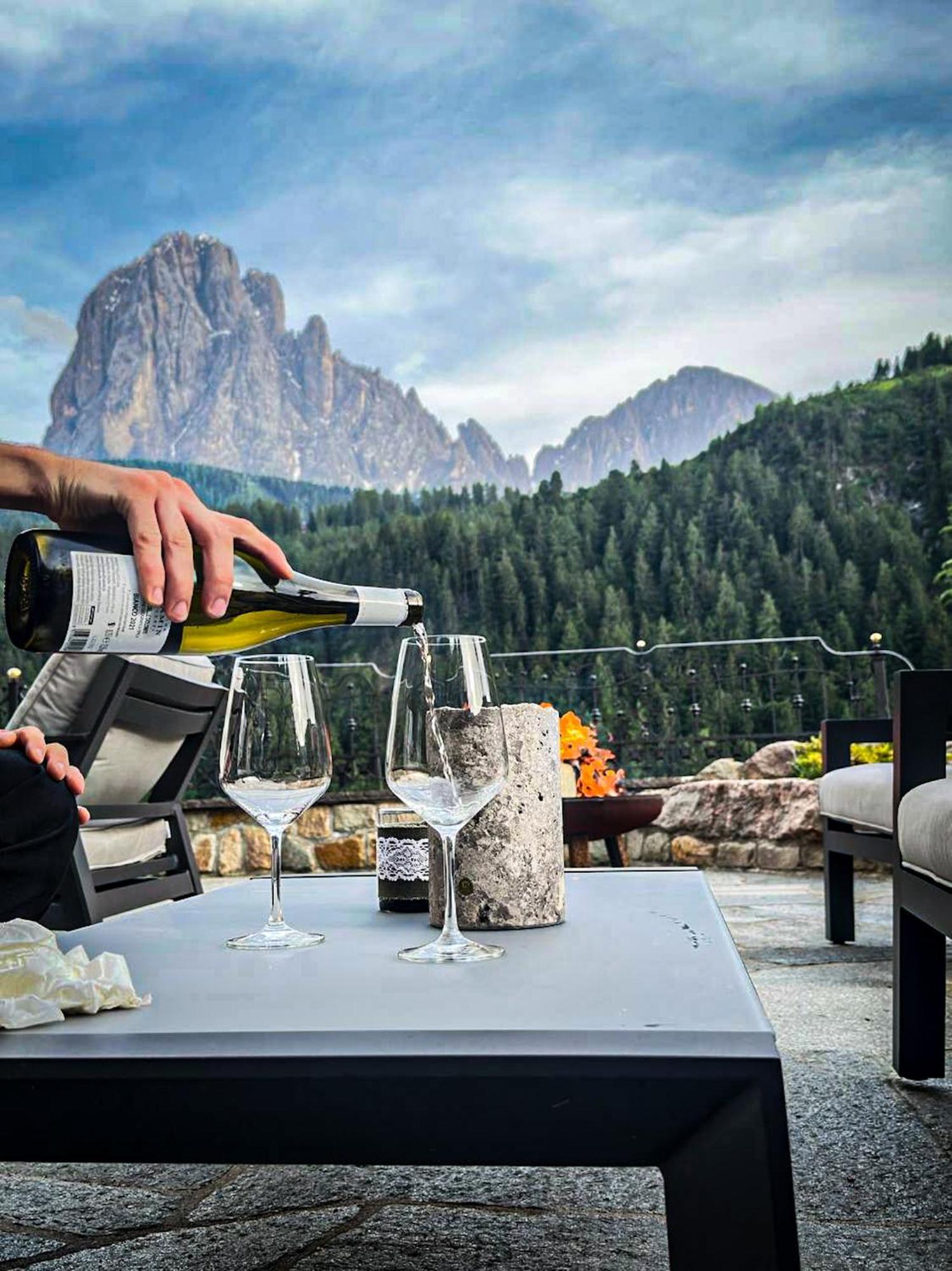 Dorfhotel Beludei Santa Cristina Val Gardena Bagian luar foto